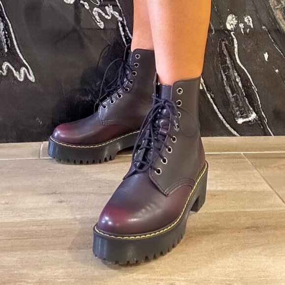 Indie Sleeze Doc Marten Smooth Leather Platform Punk Boots, Goth Punk Shoes (6.5 - Picture 1 of 11